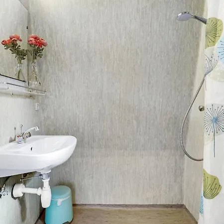 2 Bedroom Awesome In *